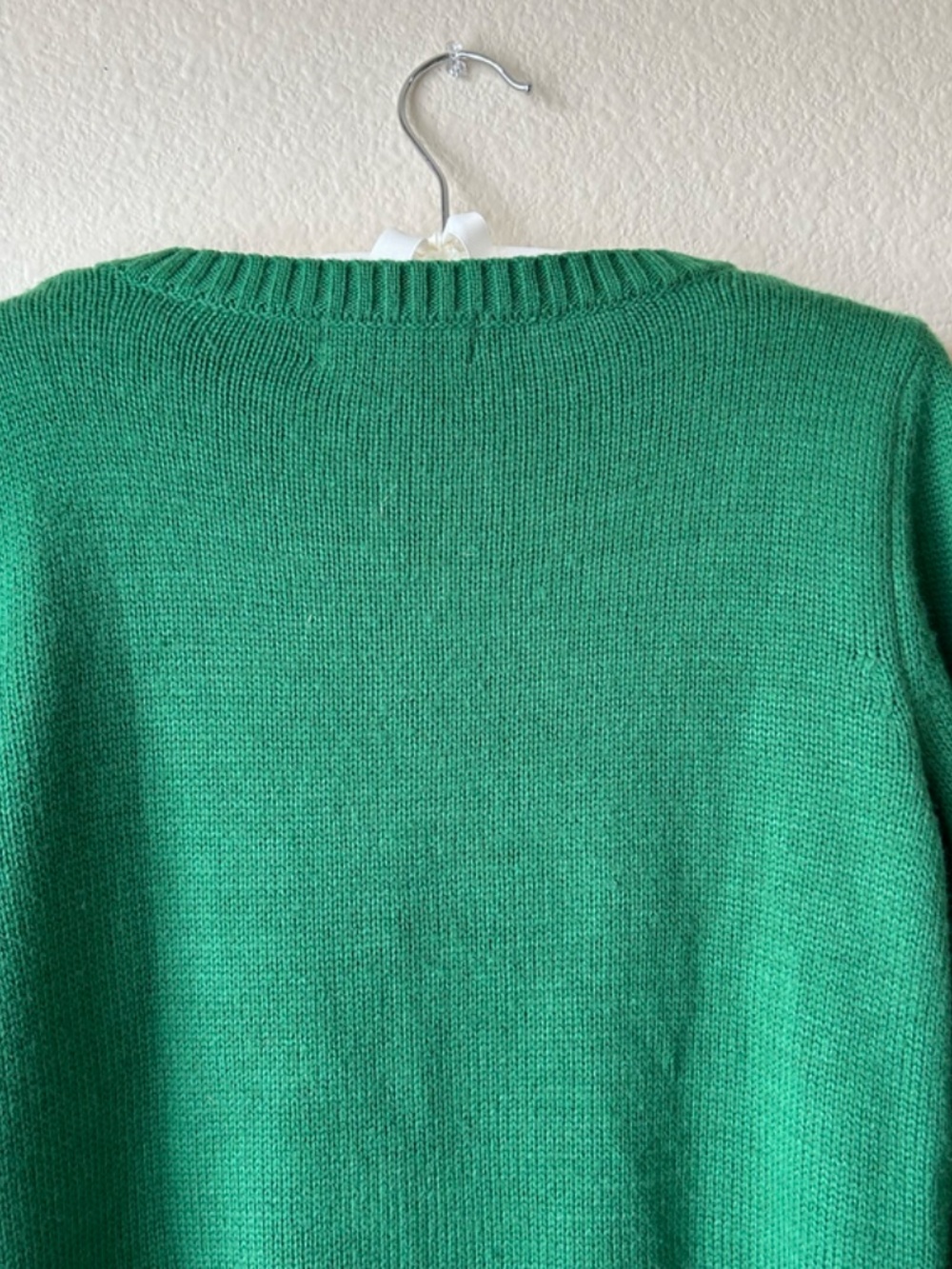 Reindeer Holiday Sweater Green Brown Red White Snowflake Long Sleeve Crew Small - Picture 7 of 9